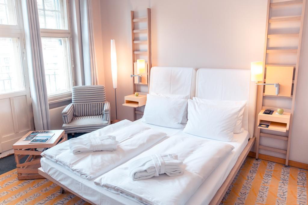 Hotel Bleibtreu Berlin By Golden Tulip Екстер'єр фото