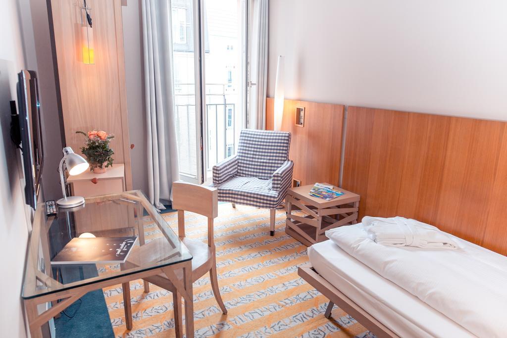 Hotel Bleibtreu Berlin By Golden Tulip Екстер'єр фото
